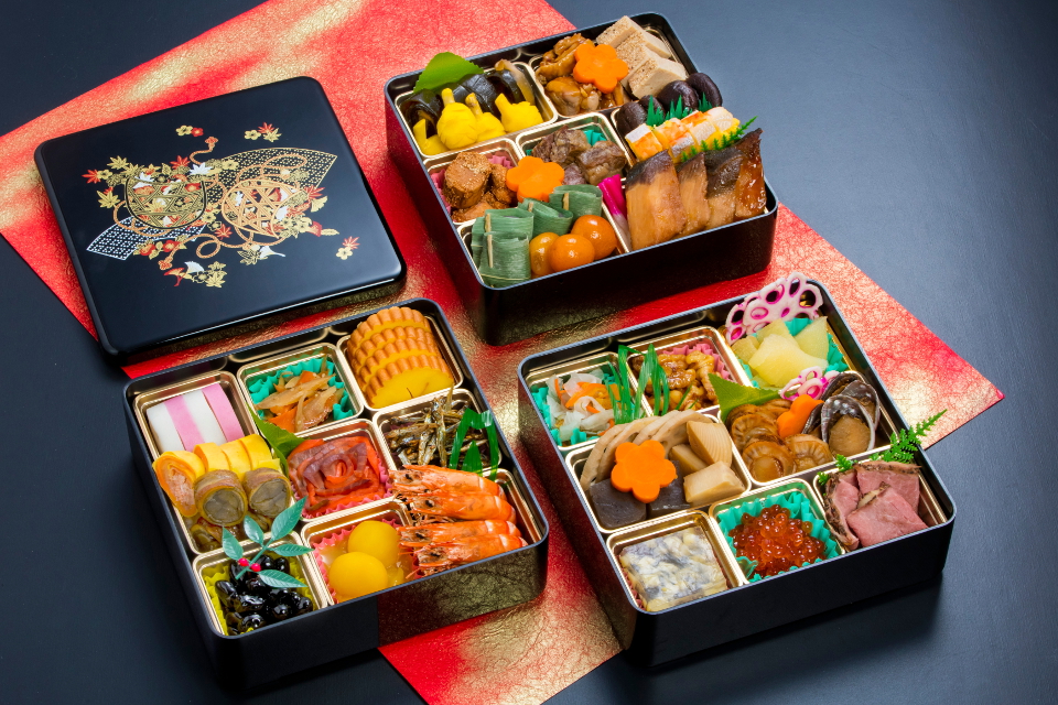 菊水の生おせち「三段重」18000円(税抜)2018年